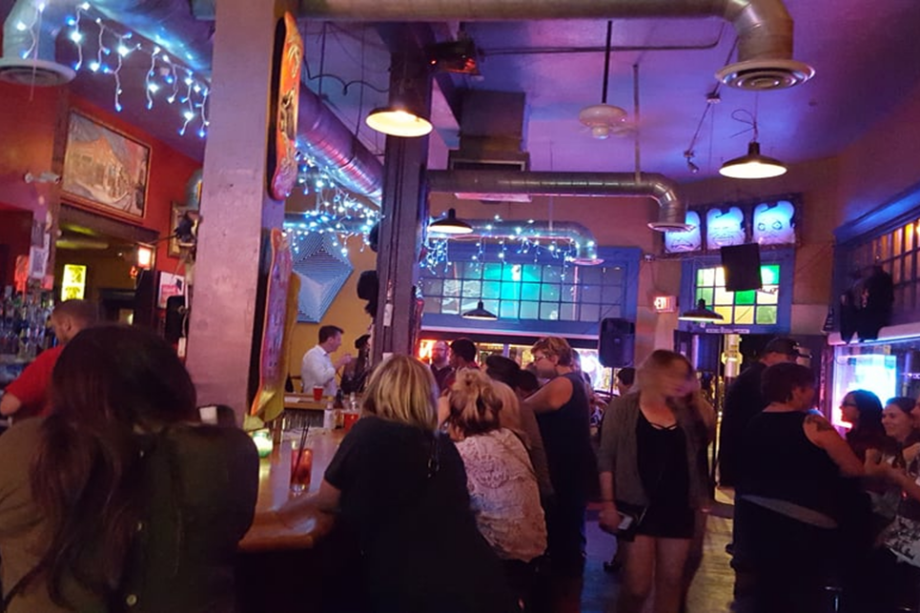 Che's Lounge - Jan 18 - Tuscon